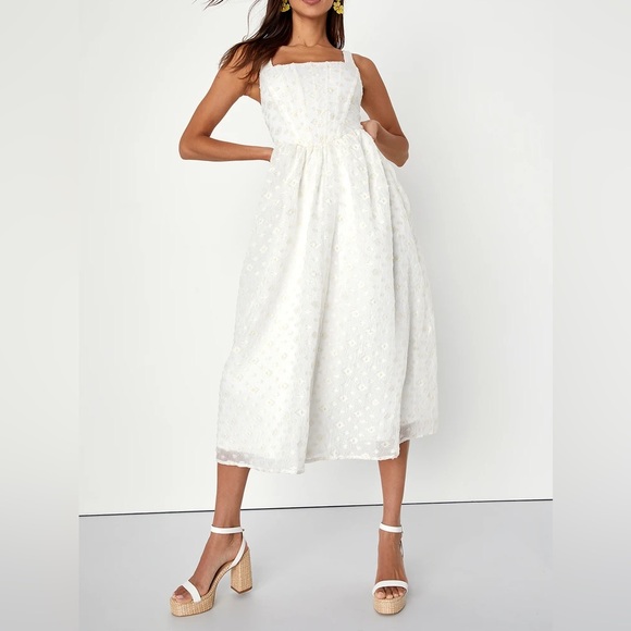 Devoted Dreamer Ivory Lace-Up Bustier Midi Dress With Pockets - Picture 2 of 9